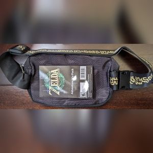 Legends of Zelda Tears of the Kingdom adventure hip pack bag exclusive